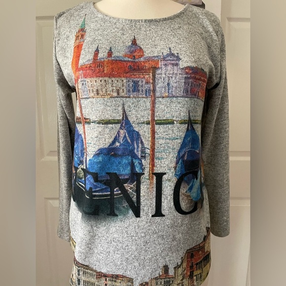 Venice Print Gray Long Sleeve Blouse - Picture 3 of 7